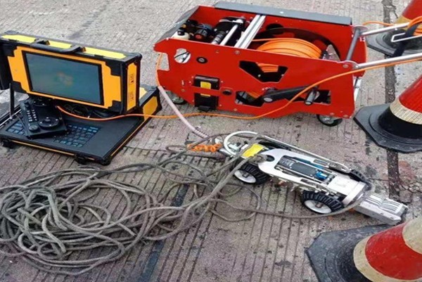 市中CCTV管道检测机器人